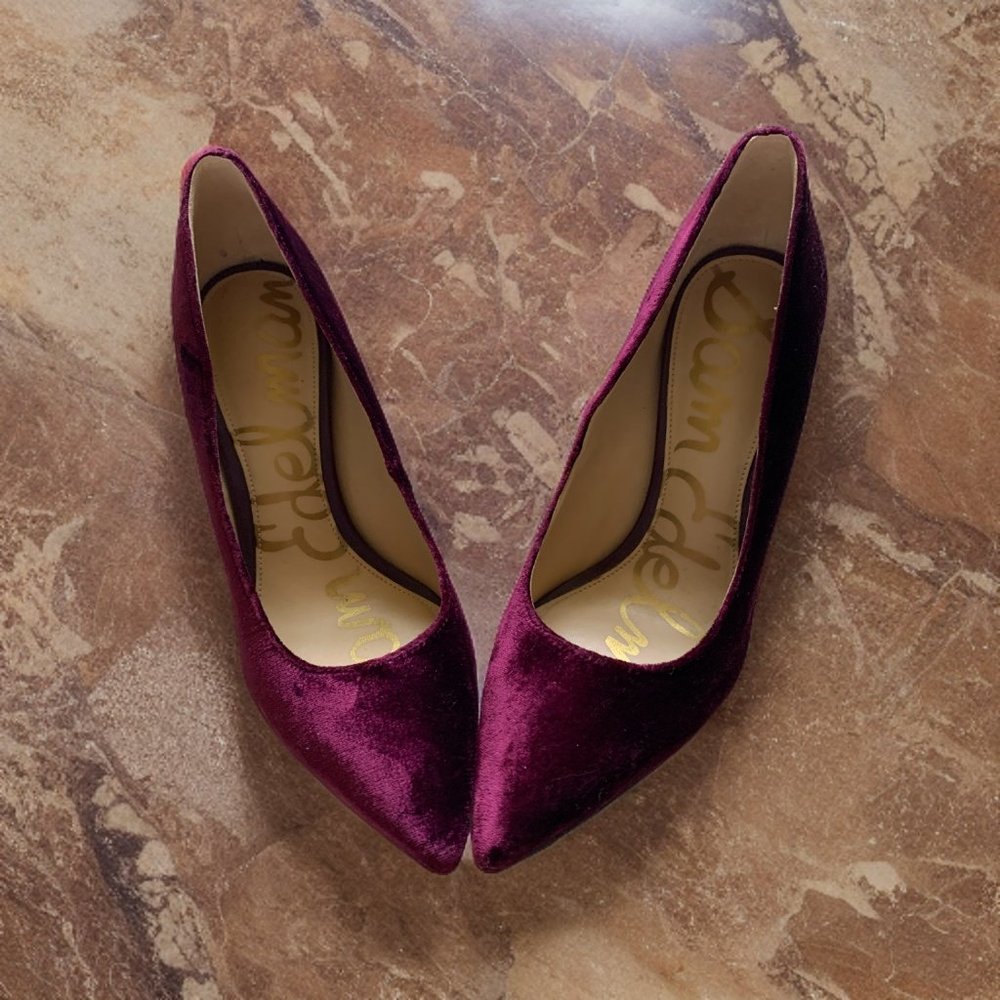 Sam Edelman Velvet Pointed Toe Pumps in Plum - Picture 2 of 5